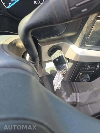 2023 Ford Super Duty F-250 XL Crew Cab Medium Bed - miniatura 8
