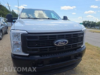 2023 Ford Super Duty F-250 XL Crew Cab Medium Bed - miniatura 2