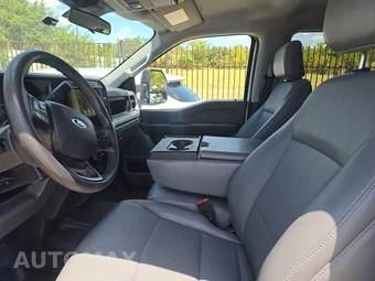 2023 Ford Super Duty F-250 XL Crew Cab Medium Bed - miniatura 7