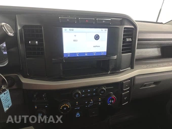 2023 Ford Super Duty F-250 XL Crew Cab Medium Bed - miniatura 11