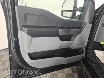 2023 Ford Super Duty F-250 XL Crew Cab Medium Bed - miniatura 9