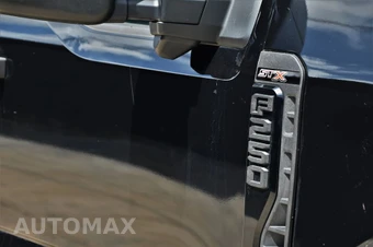 2023 Ford Super Duty F-250 XL Crew Cab Medium Bed - miniatura 10