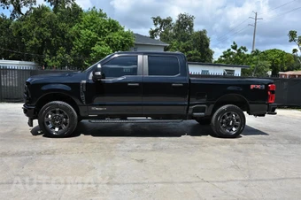 2023 Ford Super Duty F-250 XL Crew Cab Medium Bed - miniatura 7