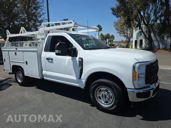 2023 Ford Super Duty F-250 XL Regular Cab Long Bed - miniatura 3