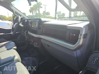 2023 Ford Super Duty F-250 XL Regular Cab Long Bed - miniatura 17