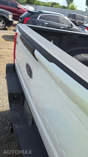2023 Ford Super Duty F-250 XL Regular Cab Long Bed - miniatura 17