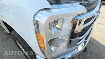 2023 Ford Super Duty F-250 XLT Crew Cab Long Bed - miniatura 29