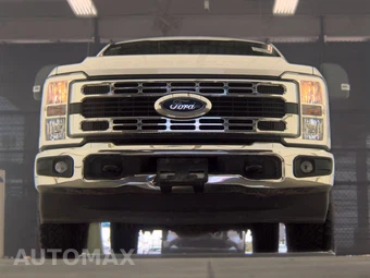 2023 Ford Super Duty F-250 XLT Crew Cab Long Bed - miniatura 3