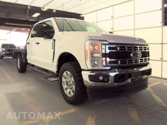 2023 Ford Super Duty F-250 XLT Crew Cab Long Bed - miniatura 4