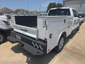 2023 Ford Super Duty F-250 XLT Crew Cab Long Bed - miniatura 3