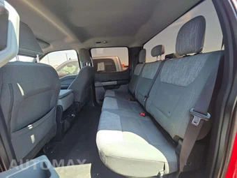 2023 Ford Super Duty F-250 XLT Crew Cab Medium Bed - miniatura 13