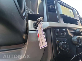 2023 Ford Super Duty F-250 XLT Crew Cab Medium Bed - miniatura 8