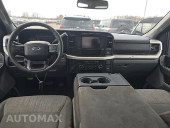 2023 Ford Super Duty F-250 XLT Crew Cab Medium Bed - miniatura 11