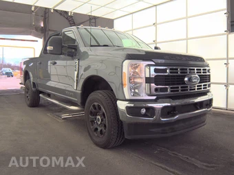 2023 Ford Super Duty F-250 XLT Crew Cab Medium Bed - miniatura 3