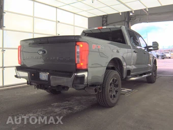 2023 Ford Super Duty F-250 XLT Crew Cab Medium Bed - miniatura 4