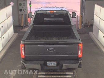 2023 Ford Super Duty F-250 XLT Crew Cab Medium Bed - miniatura 5