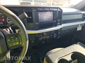 2023 Ford Super Duty F-250 XLT Crew Cab Medium Bed - miniatura 11