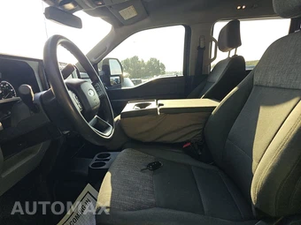 2023 Ford Super Duty F-250 XLT Crew Cab Medium Bed - miniatura 7