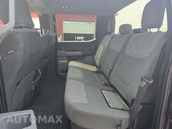 2023 Ford Super Duty F-250 XLT Crew Cab Medium Bed - miniatura 10