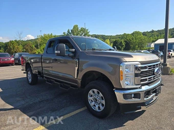 2023 Ford Super Duty F-250 XLT Extended Cab Long Bed w/Rear Doors - miniatura 4