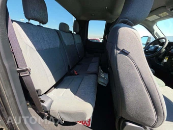 2023 Ford Super Duty F-250 XLT Extended Cab Long Bed w/Rear Doors - miniatura 13