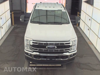 2023 Ford Super Duty F-250 XLT Extended Cab Medium Bed w/Rear Doors - miniatura 2