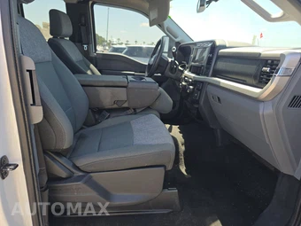 2023 Ford Super Duty F-250 XLT Extended Cab Medium Bed w/Rear Doors - miniatura 8