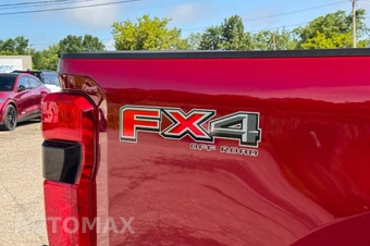 2023 Ford Super Duty F-250 XLT Extended Cab Medium Bed w/Rear Doors - miniatura 17