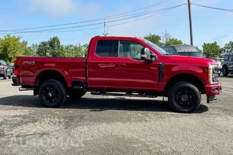 2023 Ford Super Duty F-250 XLT Extended Cab Medium Bed w/Rear Doors - miniatura 2