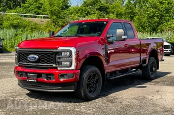 2023 Ford Super Duty F-250 XLT Extended Cab Medium Bed w/Rear Doors - miniatura 7