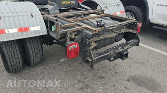 2023 Ford Super Duty F-350 Cab Chassis XL Crew Cab DRW - miniatura 21