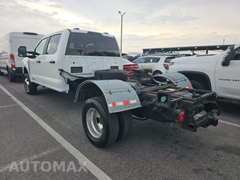 2023 Ford Super Duty F-350 Cab Chassis XL Crew Cab DRW - miniatura 6
