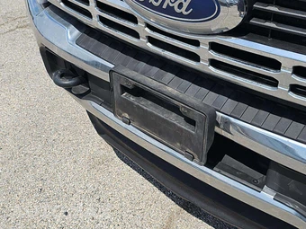 2023 Ford Super Duty F-350 Cab Chassis XL Crew Cab DRW - miniatura 23
