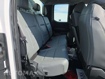 2023 Ford Super Duty F-350 Cab Chassis XL Extended Cab w/Rear Doors - miniatura 12