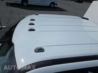2023 Ford Super Duty F-350 Cab Chassis XL Extended Cab w/Rear Doors - miniatura 9