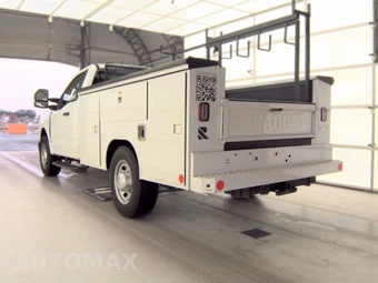 2023 Ford Super Duty F-350 Cab Chassis XL Regular Cab - miniatura 6
