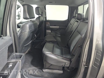 2023 Ford Super Duty F-350 Lariat Crew Cab Long Bed DRW - miniatura 13