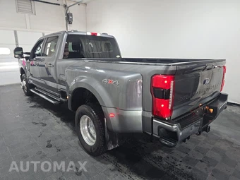 2023 Ford Super Duty F-350 Lariat Crew Cab Long Bed DRW - miniatura 6