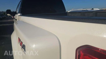 2023 Ford Super Duty F-350 Lariat Crew Cab Long Bed DRW - miniatura 19