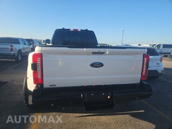 2023 Ford Super Duty F-350 Lariat Crew Cab Long Bed DRW - miniatura 5