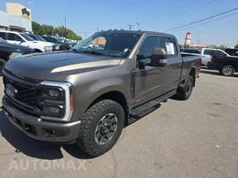 2023 Ford Super Duty F-350 Lariat Crew Cab Medium Bed