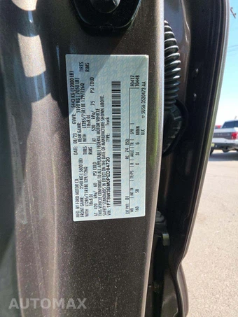 2023 Ford Super Duty F-350 Lariat Crew Cab Medium Bed - miniatura 5