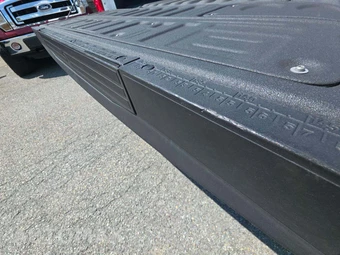 2023 Ford Super Duty F-350 Lariat Crew Cab Medium Bed - miniatura 21