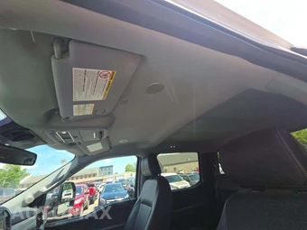 2023 Ford Super Duty F-350 Lariat Crew Cab Medium Bed - miniatura 8