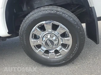 2023 Ford Super Duty F-350 Lariat Crew Cab Medium Bed - miniatura 11