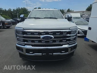 2023 Ford Super Duty F-350 Lariat Crew Cab Medium Bed - miniatura 2