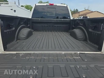 2023 Ford Super Duty F-350 Lariat Crew Cab Medium Bed - miniatura 20