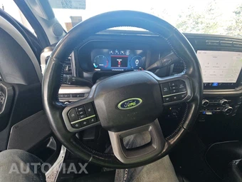 2023 Ford Super Duty F-350 Lariat Crew Cab Medium Bed - miniatura 10