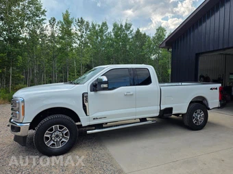 2023 Ford Super Duty F-350 Lariat Extended Cab Long Bed w/Rear Doors - miniatura 2
