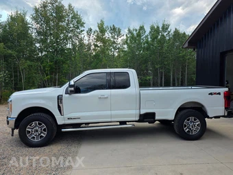 2023 Ford Super Duty F-350 Lariat Extended Cab Long Bed w/Rear Doors - miniatura 3